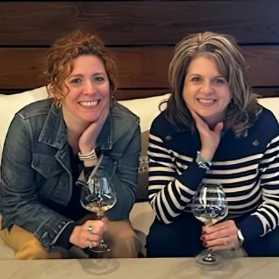 Laura J. Hernandez & Jennifer Sinconis